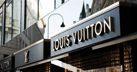 lv fashion company.